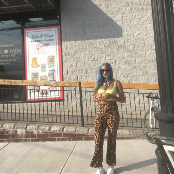 Yellow Crop Top from Urban - Picture 2 of 3